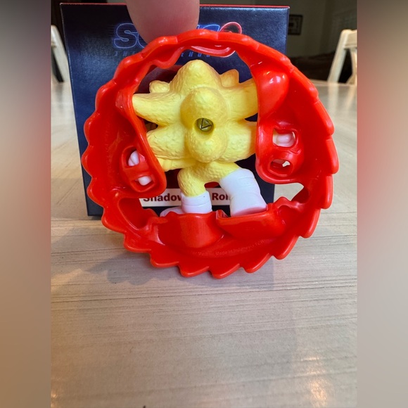 Sonic the Hedgehog 3 Happy Meal Toy – Shadow Red Roller (#8) – Limited Edition - Picture 3 of 12